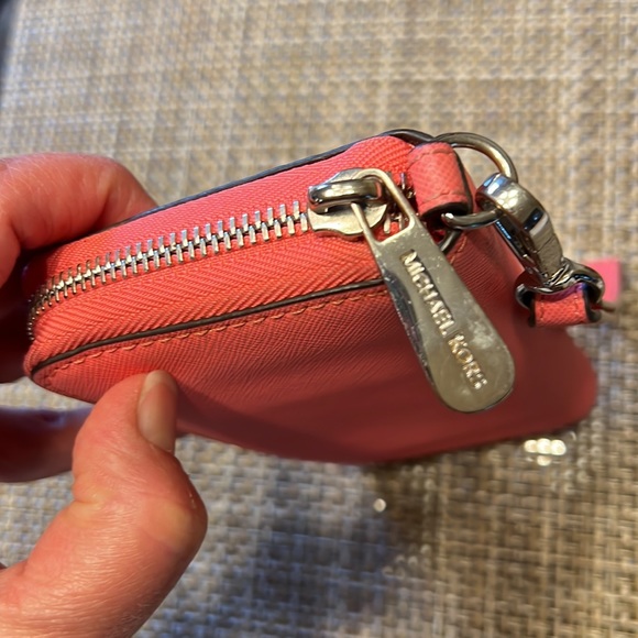 Michael Kors Pink Leather Zip Around Wristlet Wallet - Picture 10 of 10